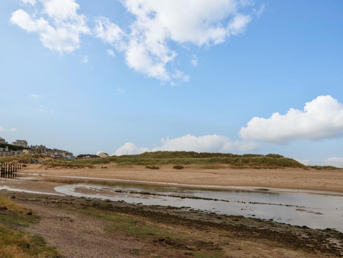 Lossiemouth Bay Cottage エクステリア 写真